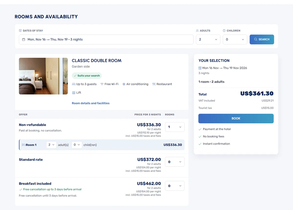 Room booking page of a Panda Resort hotel website: availability, rate options and room selection